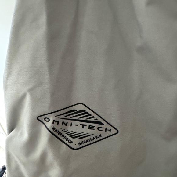 Columbia Women’s Gray Jacket With Hood - Picture 6 of 8